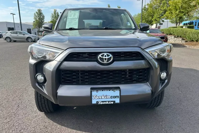 2019 Toyota 4Runner SR5 Premium photo 1