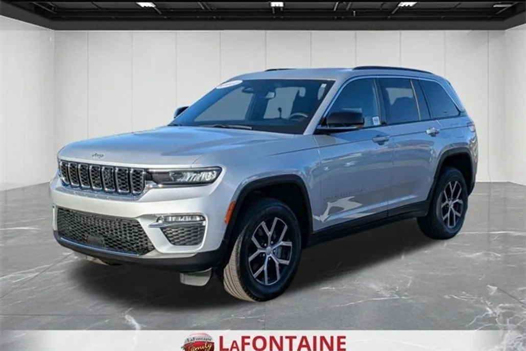 2024 Jeep Grand Cherokee Limited photo 1
