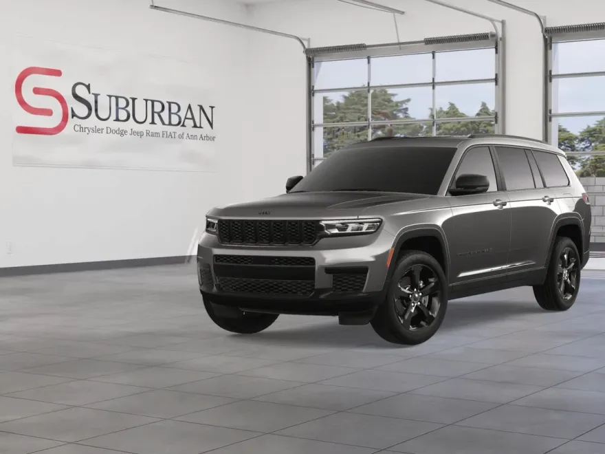 2025 Jeep Grand Cherokee Altitude photo 1