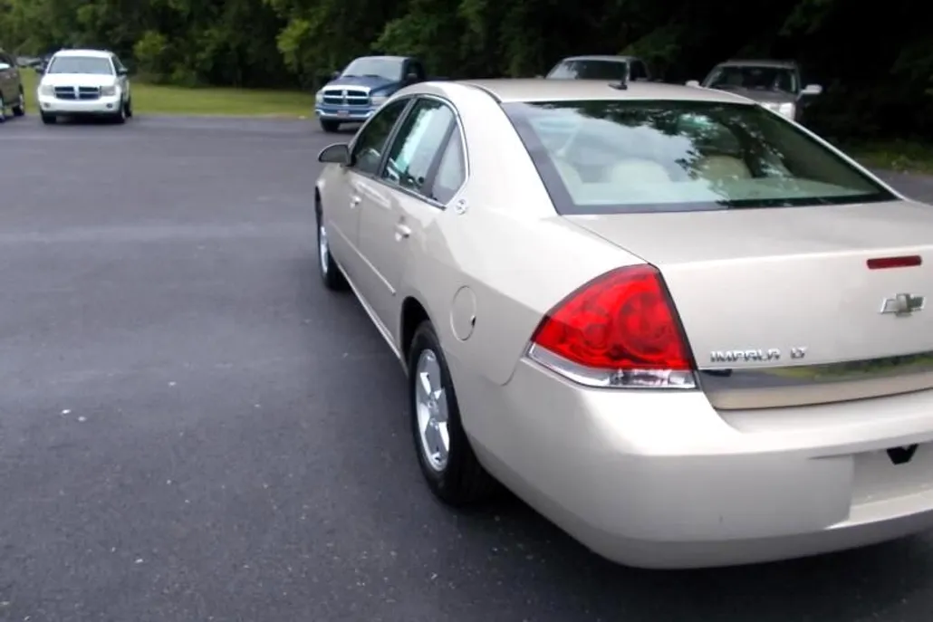 2008 Chevrolet Impala 1LT photo 1