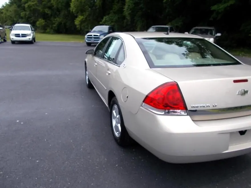 2008 Chevrolet Impala 1LT photo 1