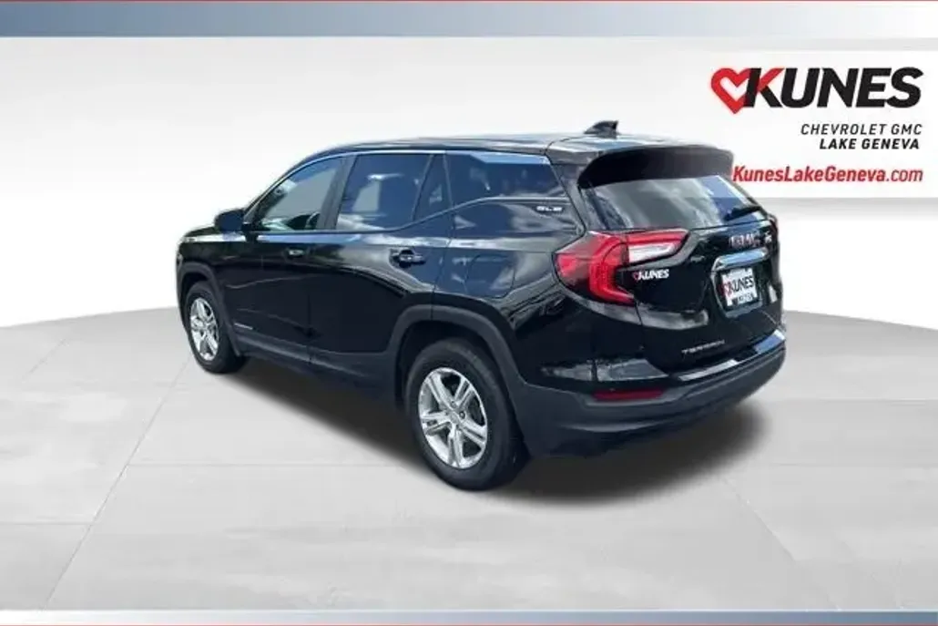 2024 Gmc Terrain SLE photo 1