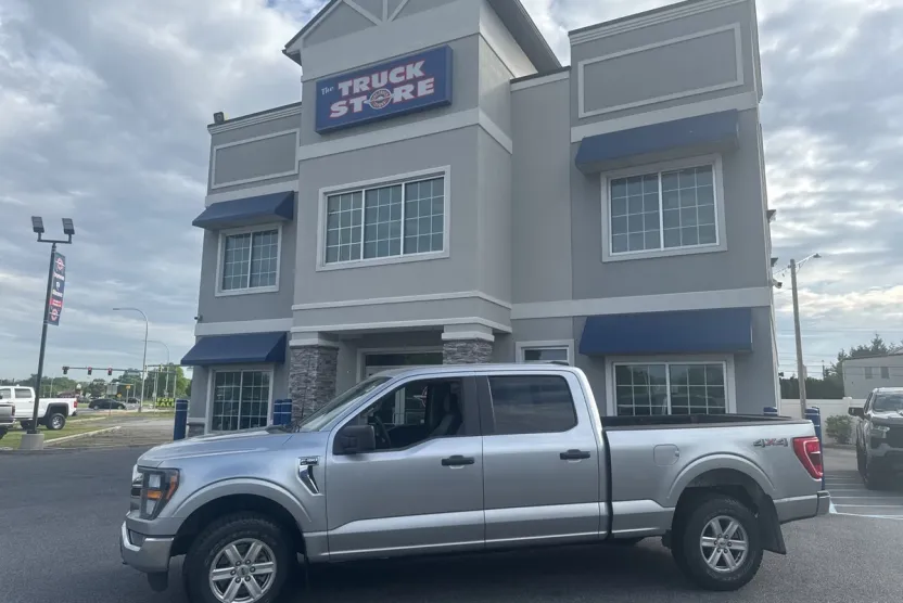 2023 Ford F-150 XL photo 1