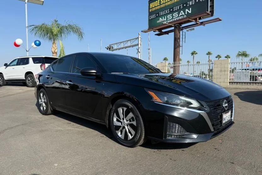 2024 Nissan Altima 2.5 S photo 1