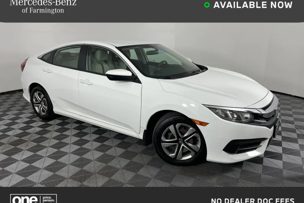2017 Honda Civic LX photo 1
