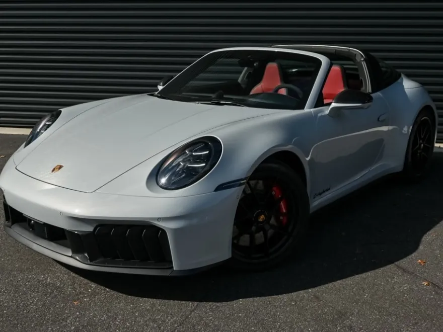 2025 Porsche 911 Targa 4 GTS photo 1