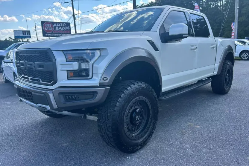 2018 Ford F-150 Raptor photo 1