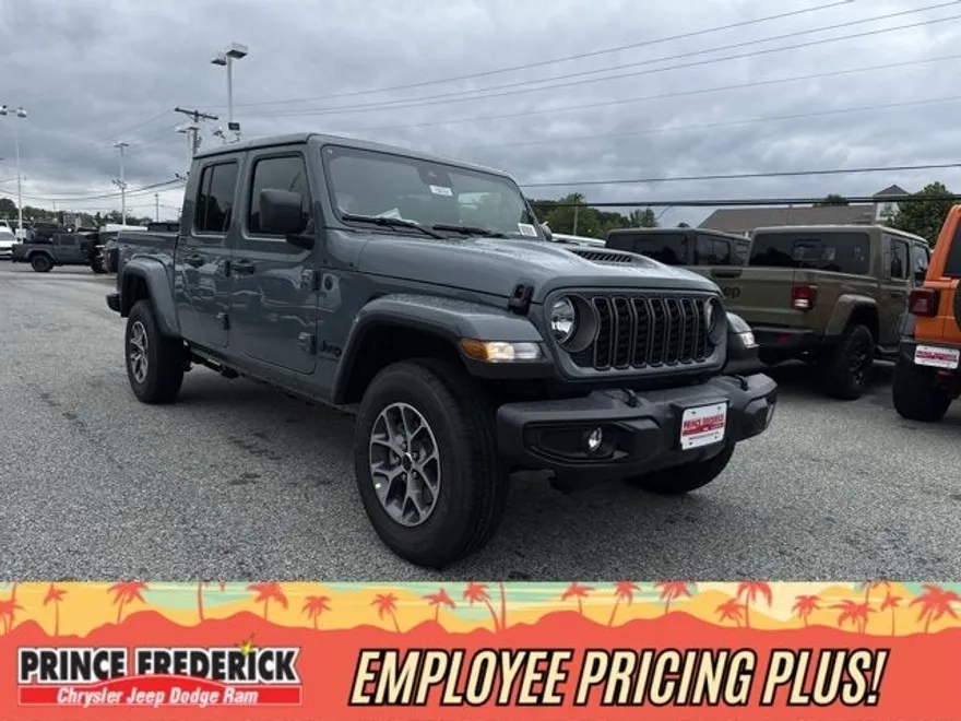 2025 Jeep Gladiator Sport S photo 1