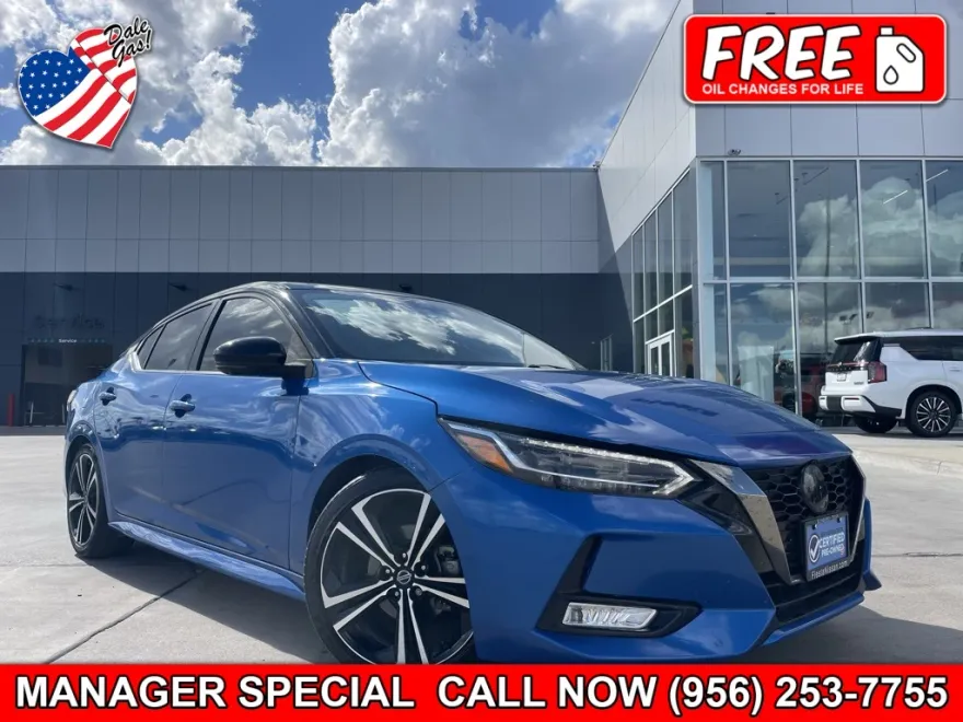 2022 Nissan Sentra SR photo 1