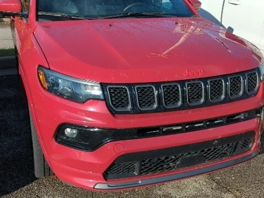 2023 Jeep Compass Limited photo 1