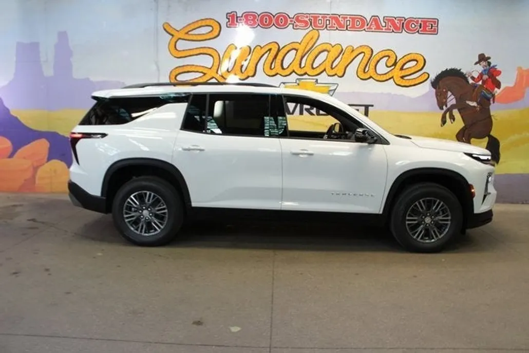 2026 Chevrolet Traverse photo 1