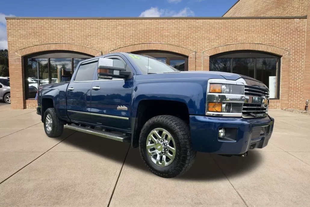 2016 Chevrolet Silverado 3500HD High Country photo 1