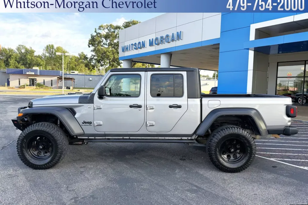 2020 Jeep Gladiator Sport S photo 1