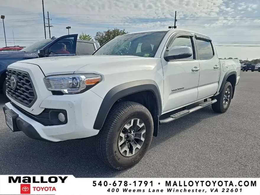 2022 Toyota Tacoma TRD Off-Road Double Cab photo 1