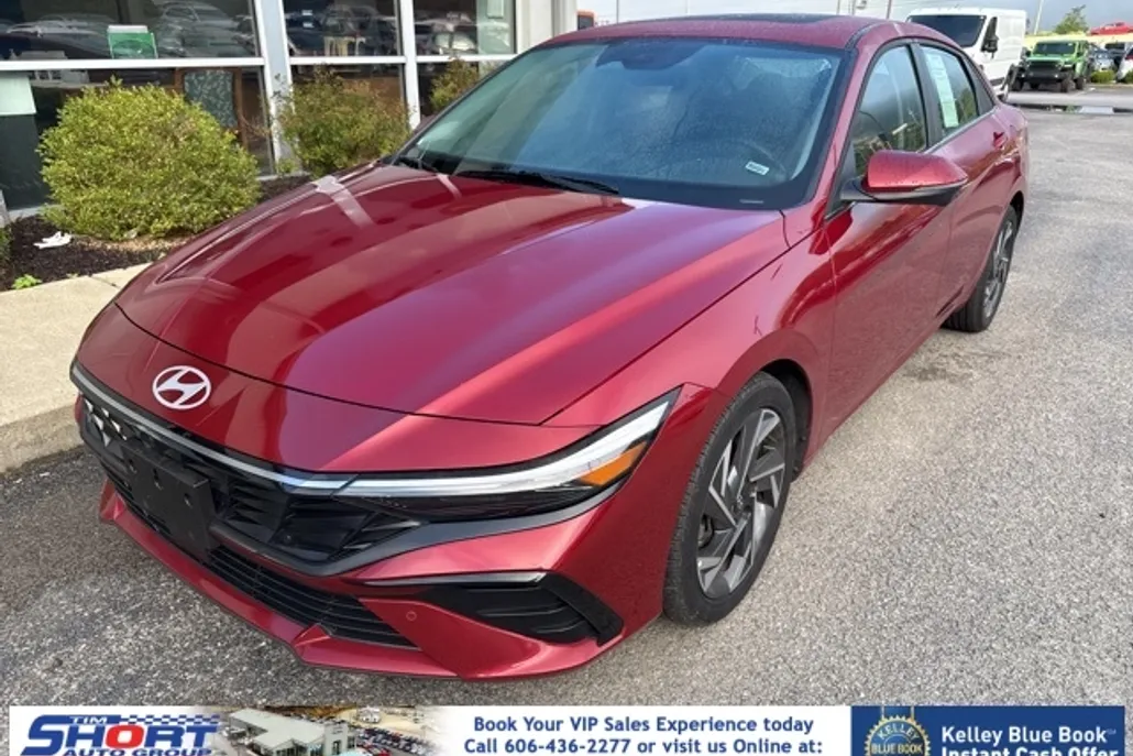 2024 Hyundai Elantra Limited photo 1