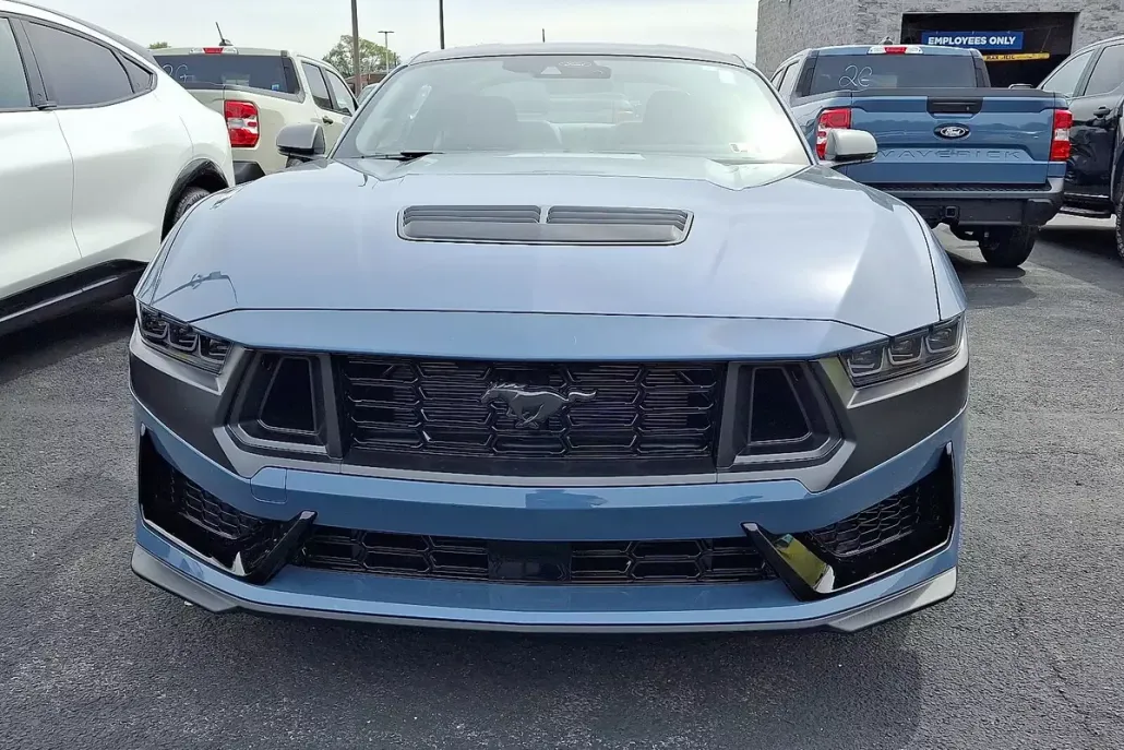 2025 Ford Mustang Dark Horse Premium photo 1