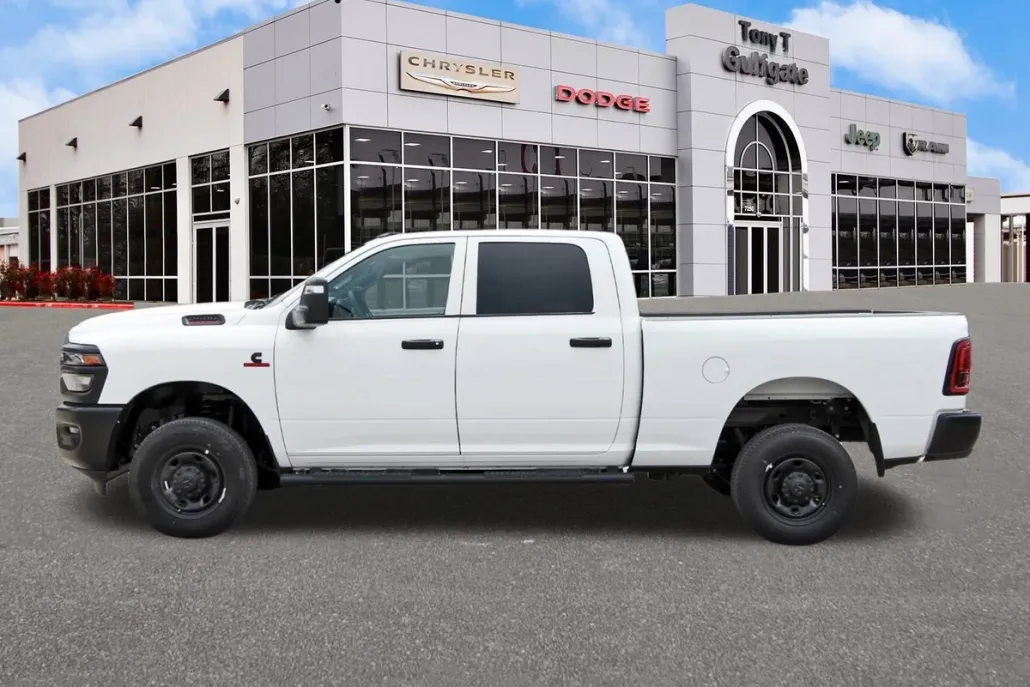 2025 Ram 2500 Tradesman photo 1
