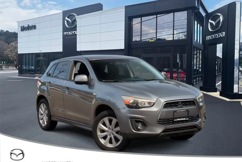 2015 Mitsubishi Outlander Sport ES photo 1