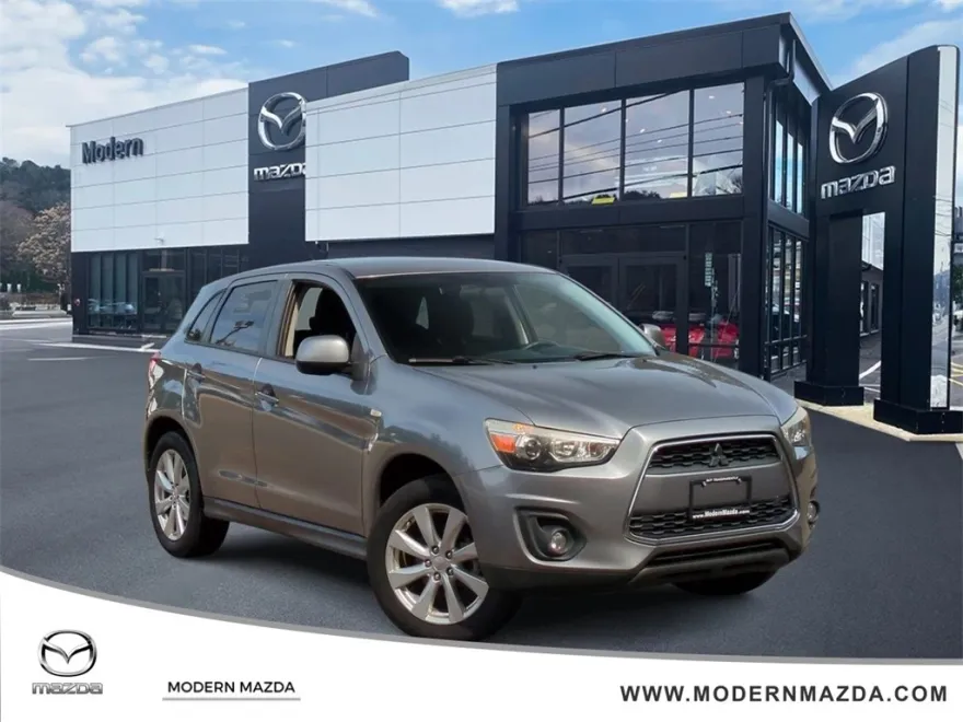 2015 Mitsubishi Outlander Sport ES photo 1