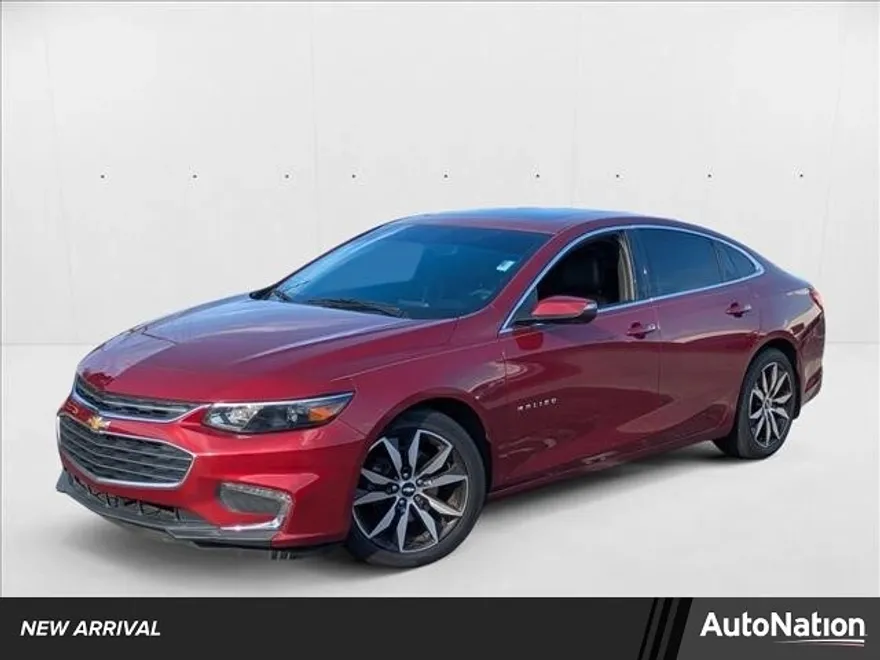 2017 Chevrolet Malibu 1LT photo 1