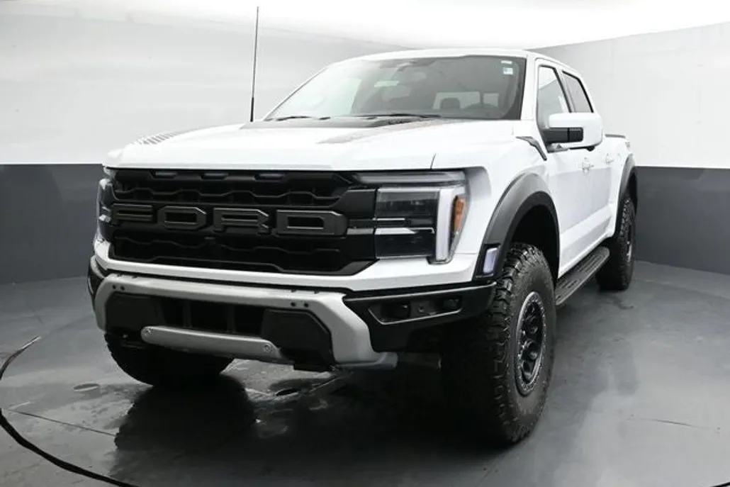 2025 Ford F-150 Raptor photo 1
