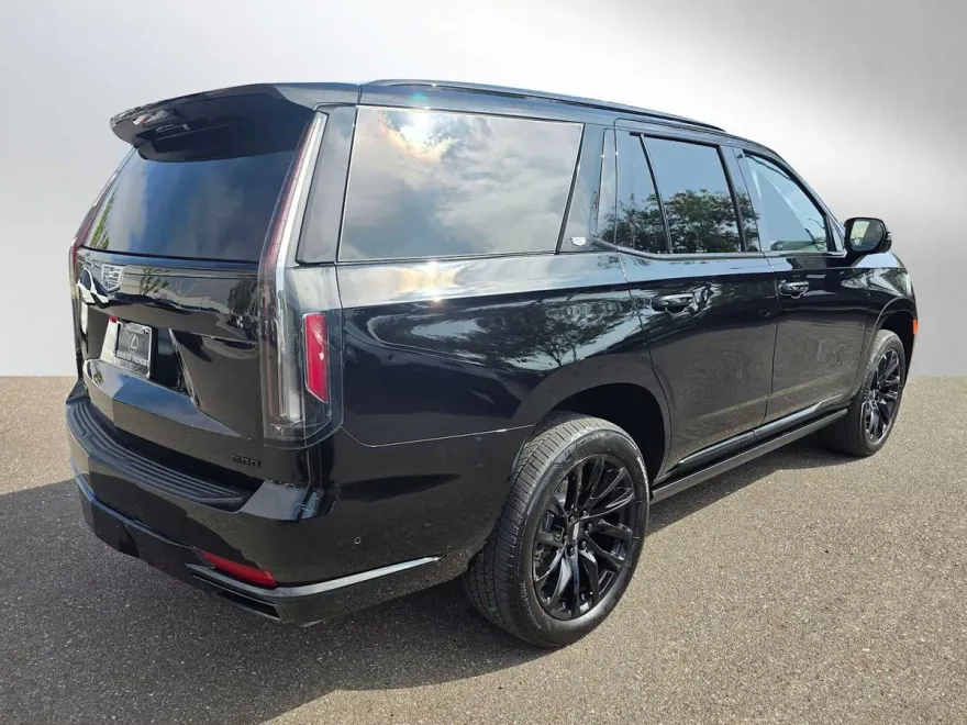 2024 Cadillac Escalade Sport Platinum photo 1