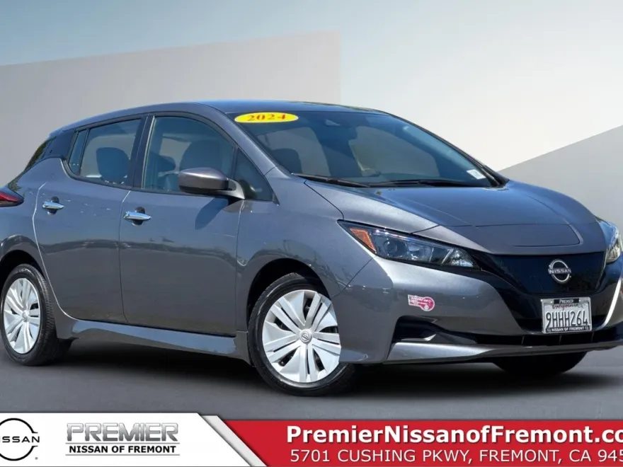2024 Nissan Leaf S photo 1