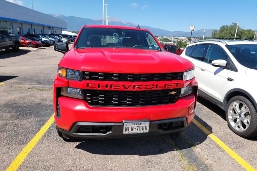 2020 Chevrolet Silverado 1500 Custom photo 1