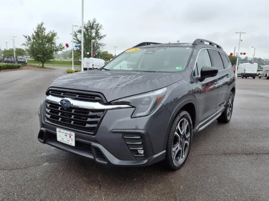2024 Subaru Ascent Limited photo 1