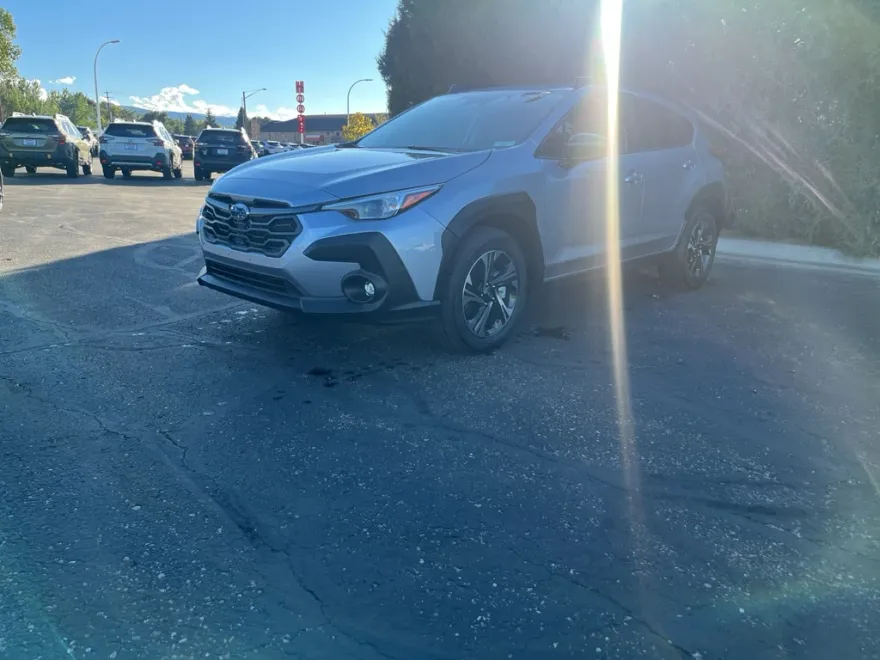 2025 Subaru Crosstrek Premium photo 1