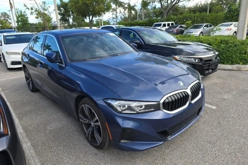 2024 Bmw 330i Sedan photo 1