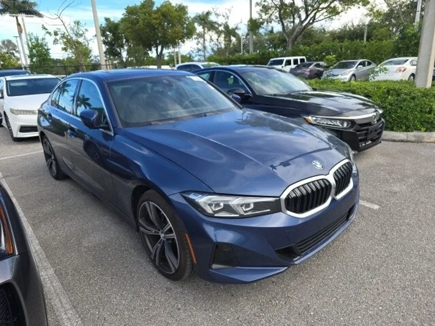 2024 Bmw 330i Sedan photo 1