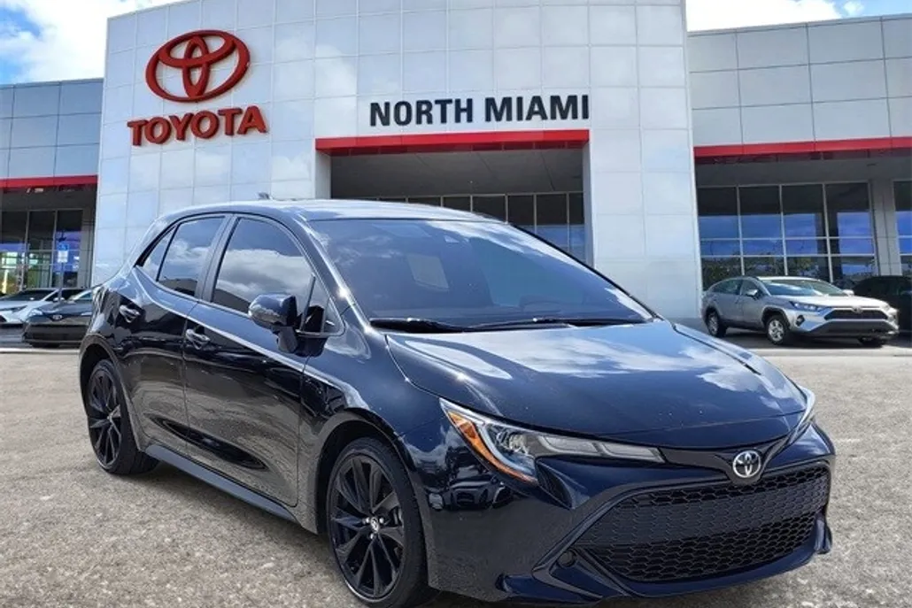 2022 Toyota Corolla SE Nightshade Edition photo 1