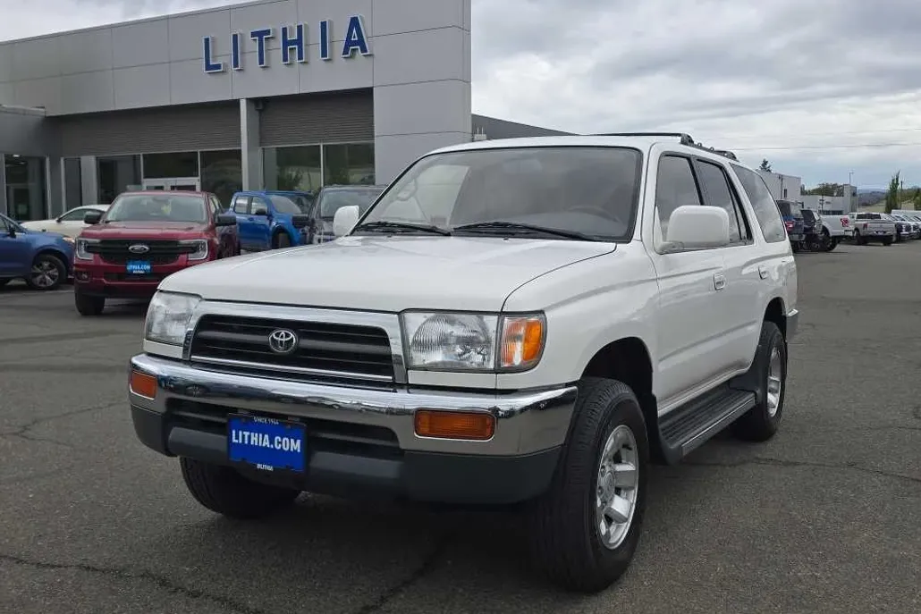 1997 Toyota 4Runner SR5 V6 photo 1
