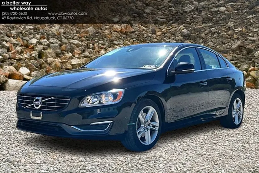 2015 Volvo S60 Premier R-Design photo 1