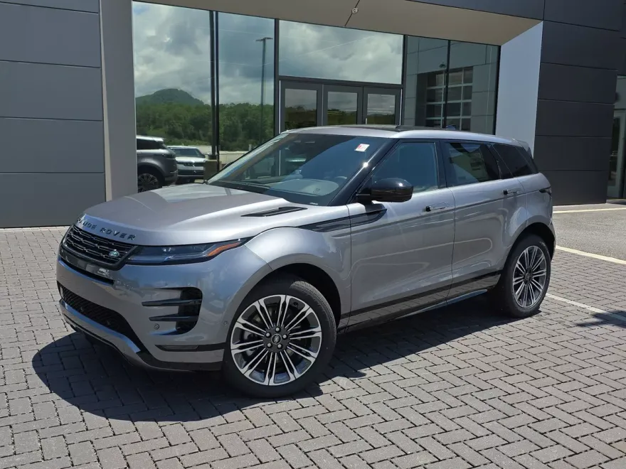 2026 Land Rover Range Rover Evoque Dynamic SE photo 1