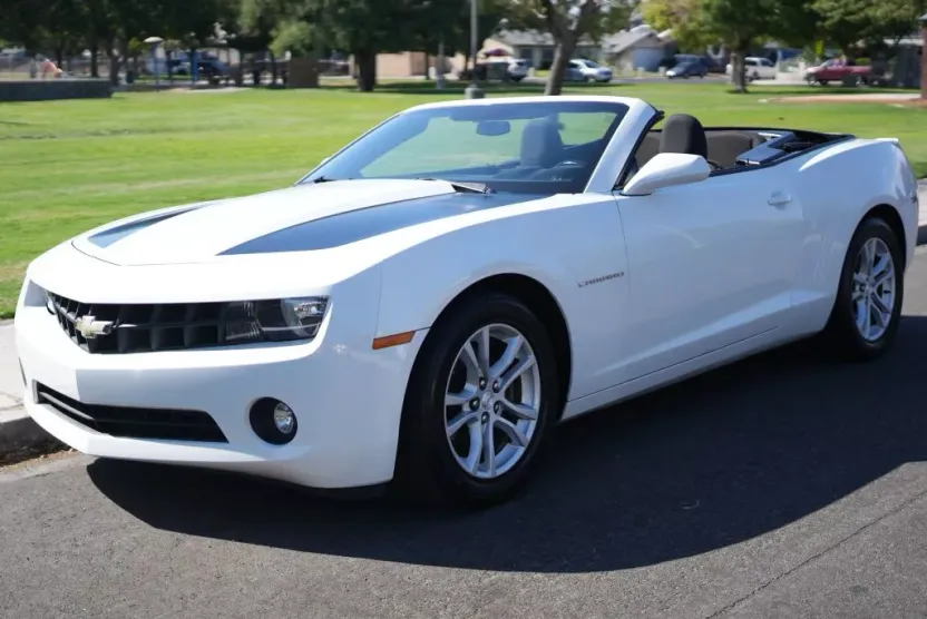 2013 Chevrolet Camaro photo 1