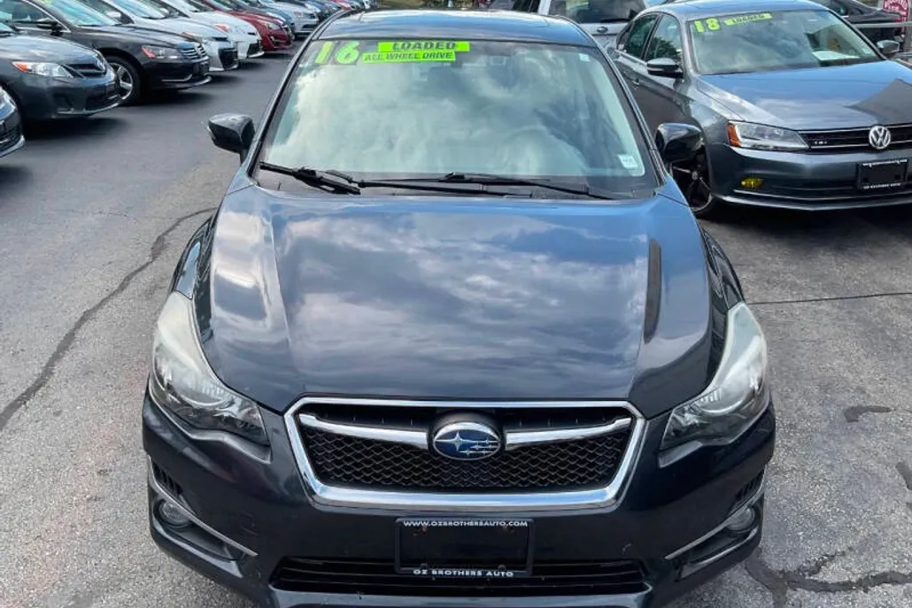 2016 Subaru Impreza 2.0i Limited photo 1