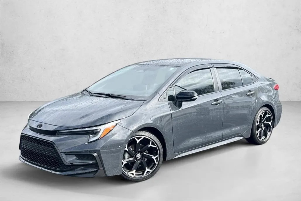 2025 Toyota Corolla SE photo 1