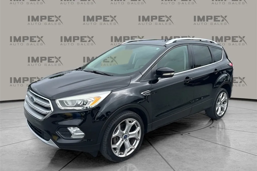 2017 Ford Escape Titanium photo 1