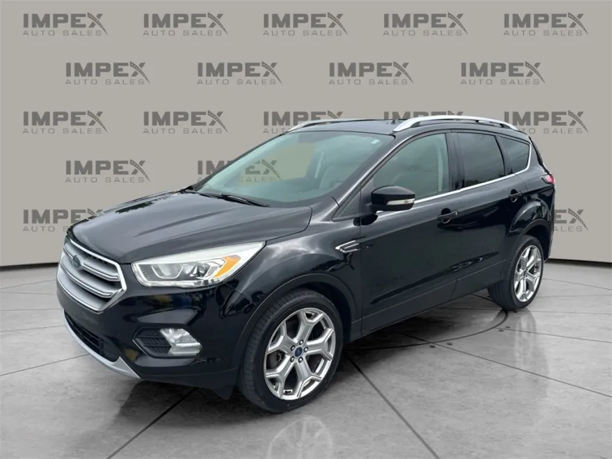 2017 Ford Escape Titanium photo 1