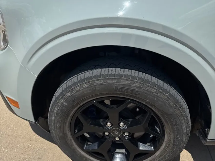 2024 Ford Maverick Lariat photo 1