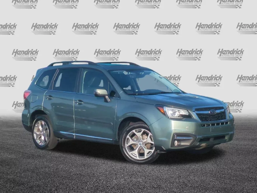 2017 Subaru Forester 2.5i Touring photo 1
