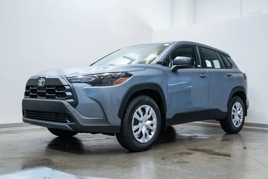 2026 Toyota Corolla Cross L photo 1