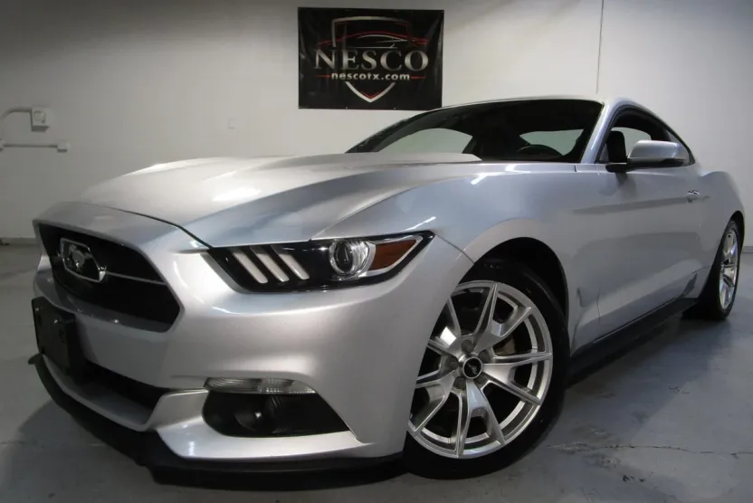 2015 Ford Mustang EcoBoost Premium photo 1
