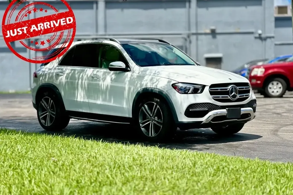 2022 Mercedes Benz GLE 350 4MATIC photo 1