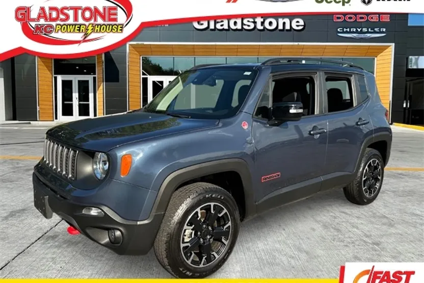 2023 Jeep Renegade Trailhawk photo 1