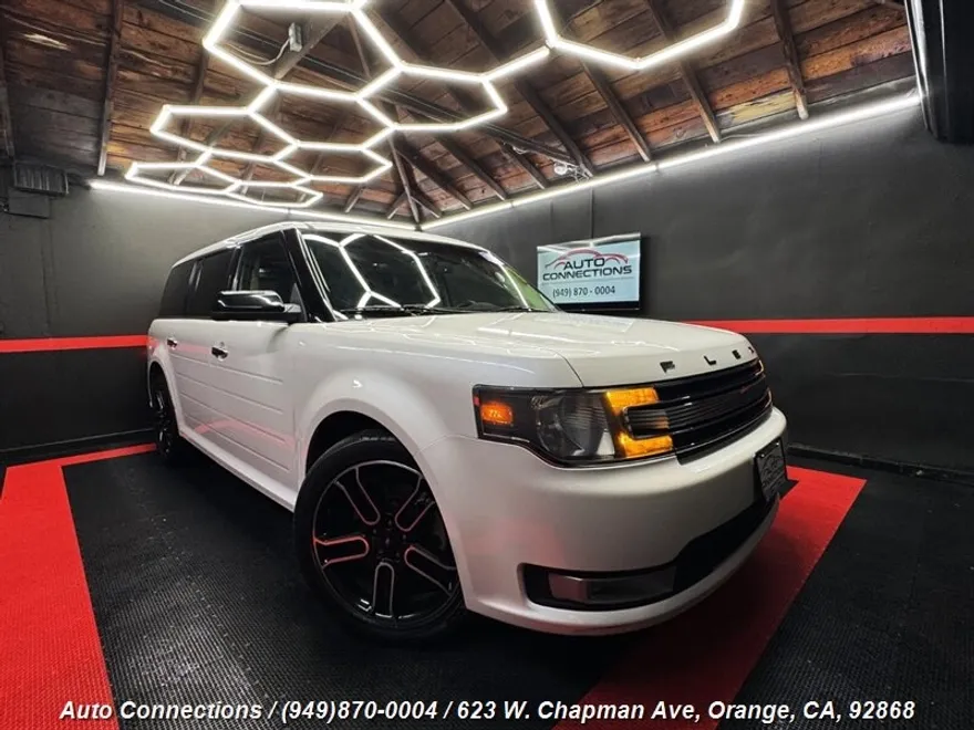 2015 Ford Flex SEL photo 1