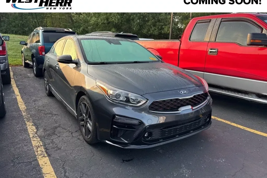 2021 Kia Forte GT-Line photo 1