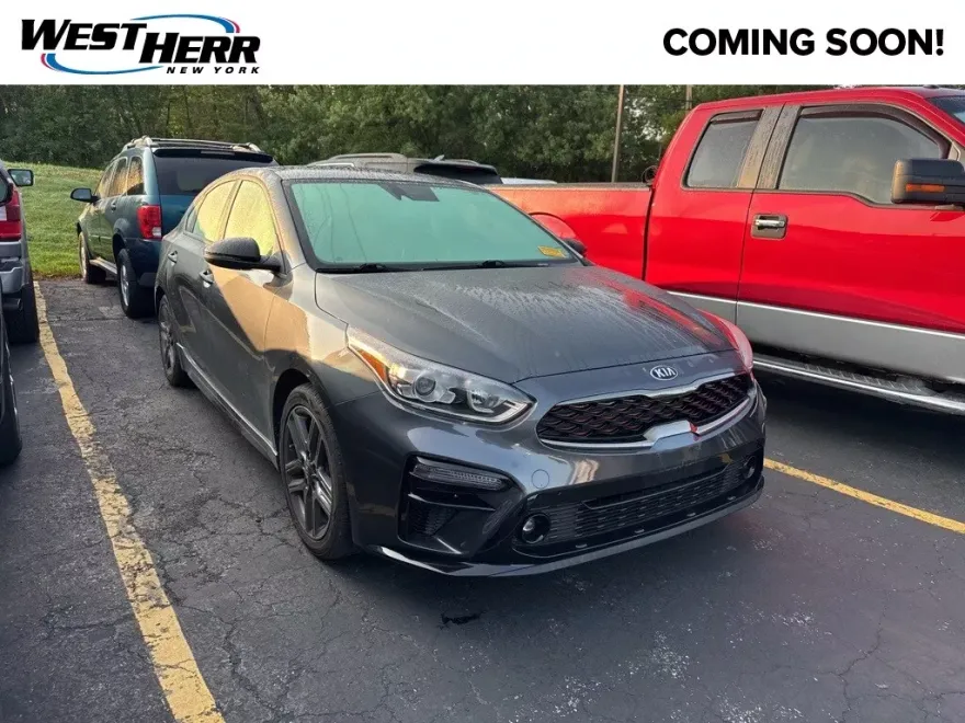 2021 Kia Forte GT-Line photo 1